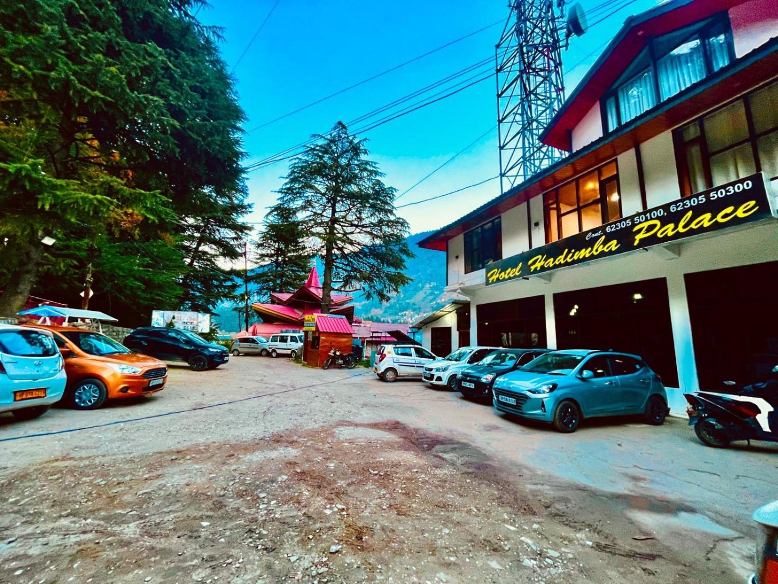 Hadimba Hill View By Hadimba Palace, Manali - Premium Room ! Family Hotel ! Parking ! Near Hadimba Temple Eksteriør billede