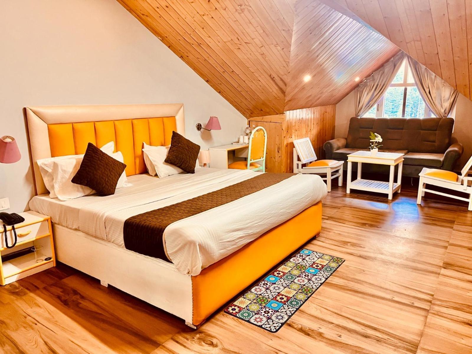 Hadimba Hill View By Hadimba Palace, Manali - Premium Room ! Family Hotel ! Parking ! Near Hadimba Temple Eksteriør billede