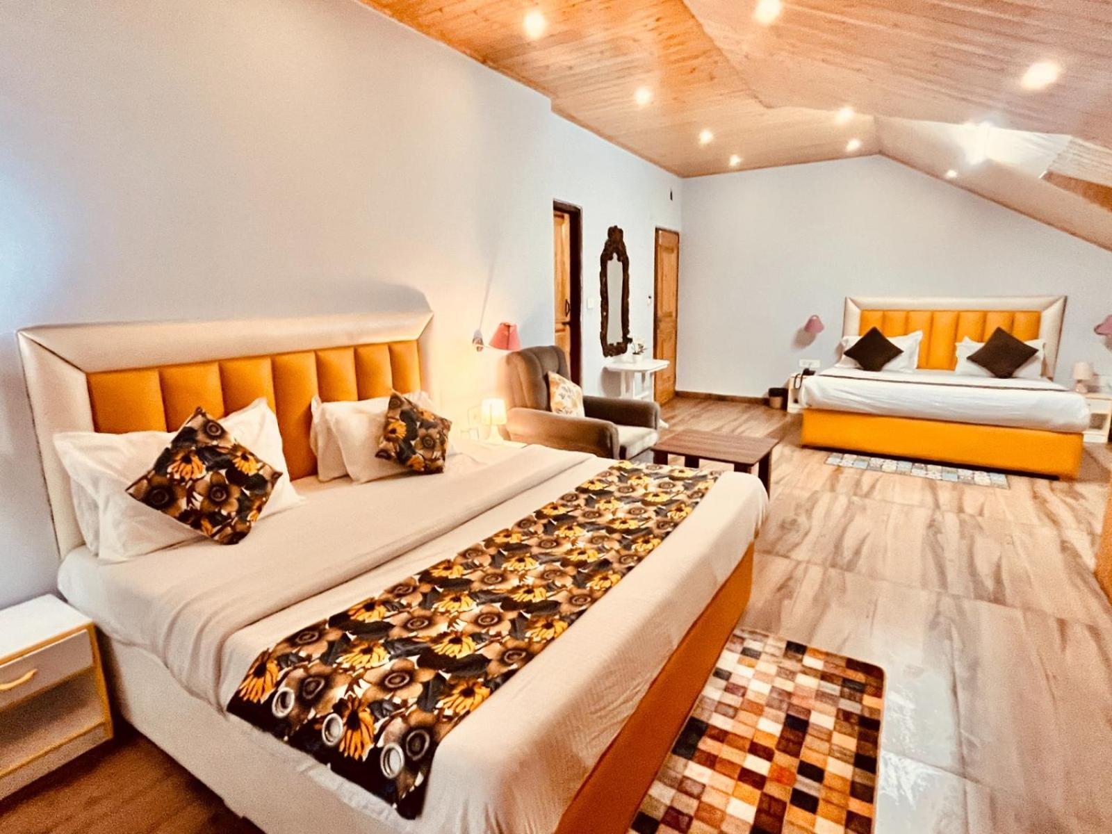 Hadimba Hill View By Hadimba Palace, Manali - Premium Room ! Family Hotel ! Parking ! Near Hadimba Temple Eksteriør billede